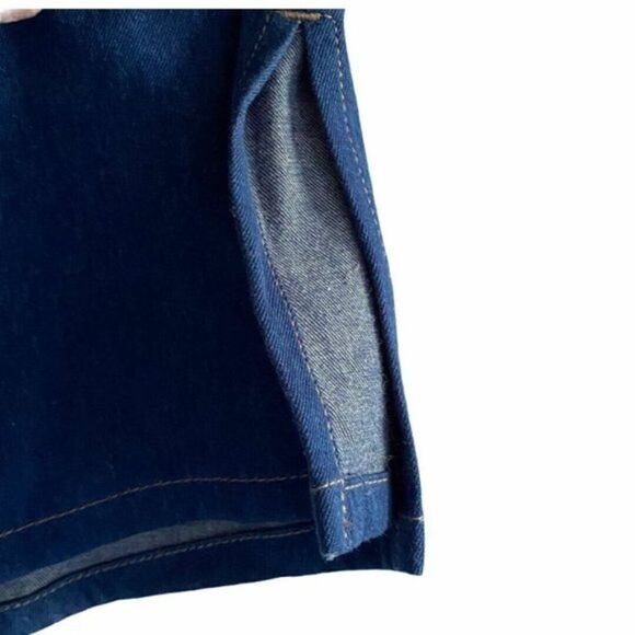 Koret women's Grandmacore City Blues Embroidered Denim Button Up Shirt US M - Picture 4 of 9